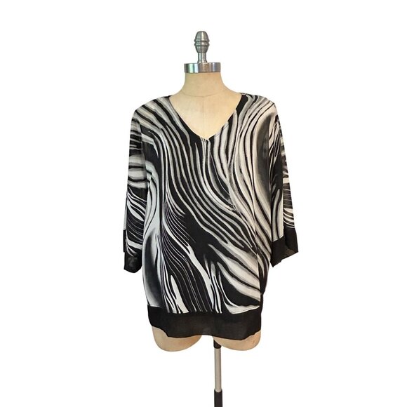 Easywear by Chico's Dancing Zebra 3/4 Sleeve Top Blouse Top 2 Large - Picture 1 of 5